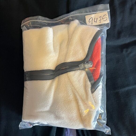 Vintage Mickey Mouse jacket Mens Small White 90s Fleece Cartoon - Picture 10 of 10